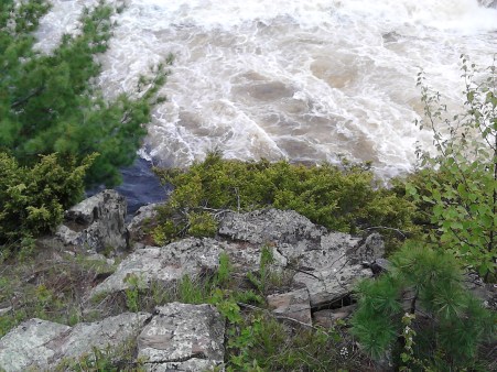 kettle falls rocks and falls