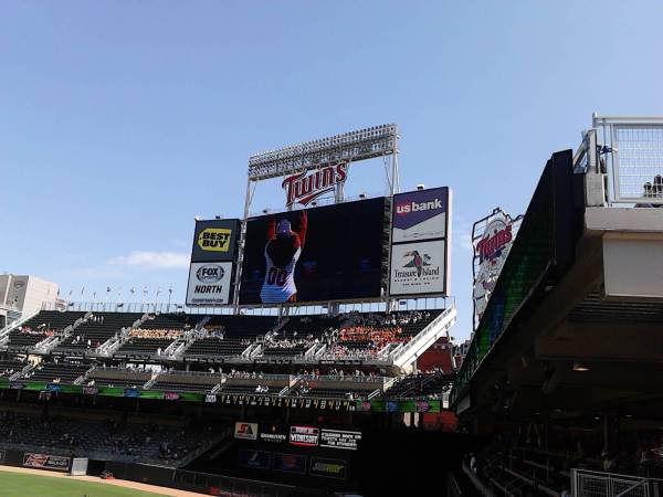 minn twins sign