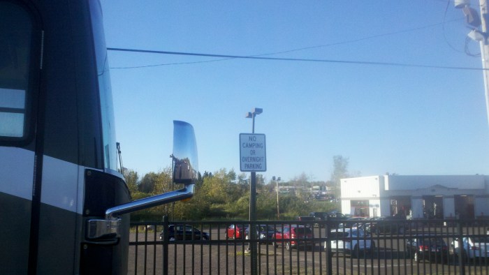 duluth no parking sign