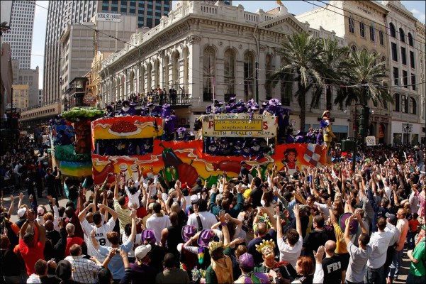 mardi gras truck float