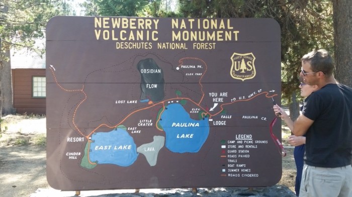 a visitor center monument sign (Medium)