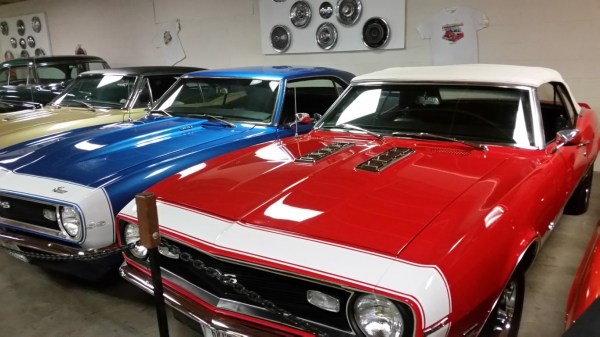 Two 1968 Camaro SS (Medium)