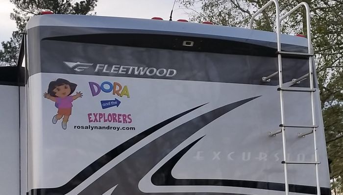 dora sign on rv