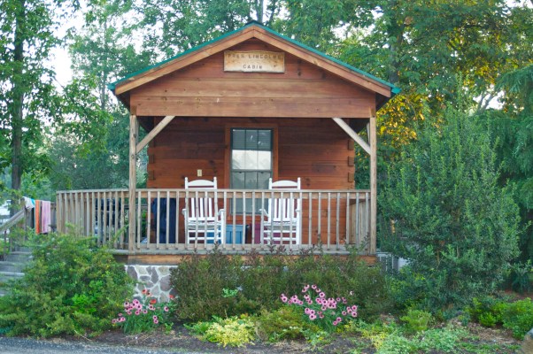 cabin-lincoln